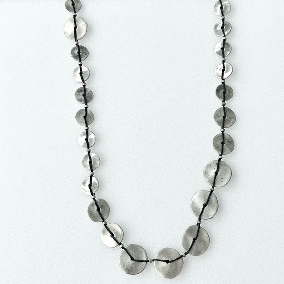 Vintage CHICO’S Graduated Silver Disc Long Necklace 40” on Cord - Picture 3 of 7